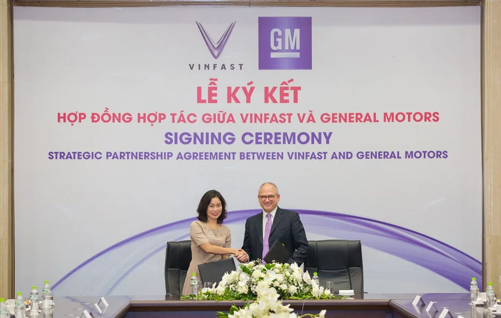Lễ ký kết hợp tác giữa Vinfast và GM