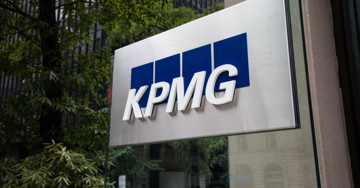 KPMG - Bắt đầu hành trình của nhân viên ngay sau chữ ký